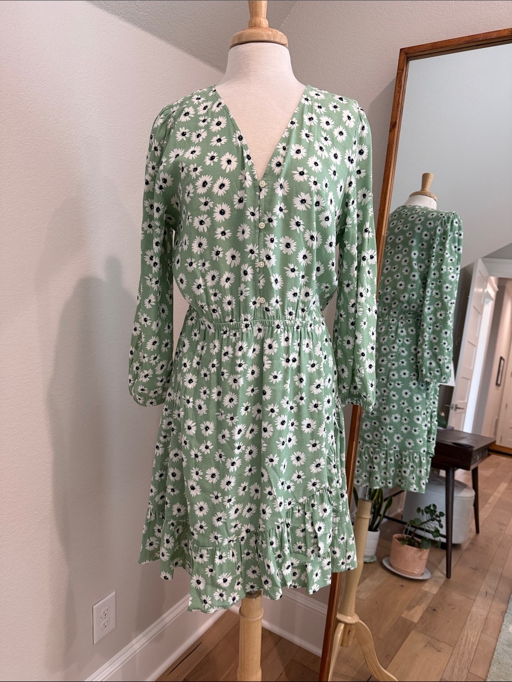 GAP Sage Green Floral Long Sleeve Button-Front Dress